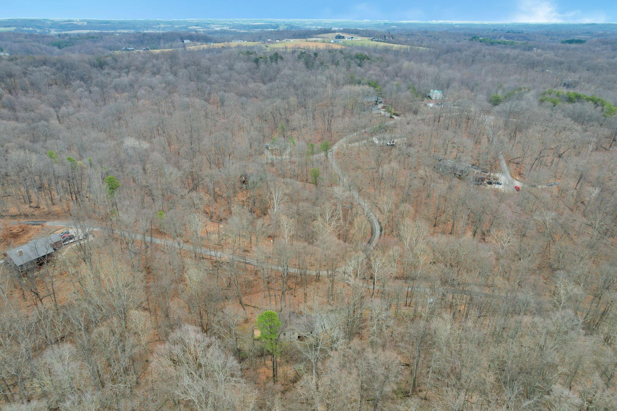 1889 Wolverine Drive, Sugar Grove, Ohio image 50