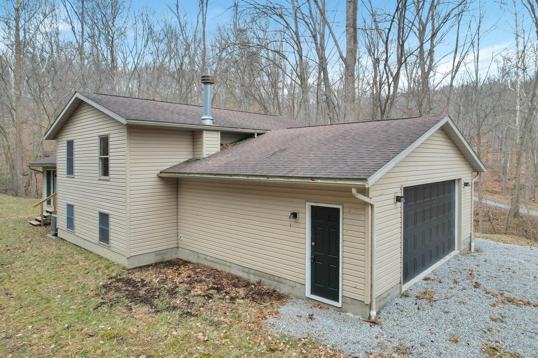 1889 Wolverine Drive, Sugar Grove, Ohio image 43