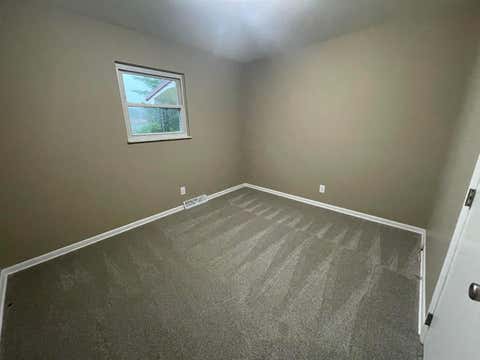 Tiny photo for 129 Gale Court, Circleville, OH 43113 (MLS # 226030294)