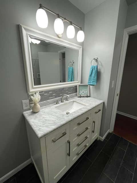 Tiny photo for 129 Gale Court, Circleville, OH 43113 (MLS # 226030294)