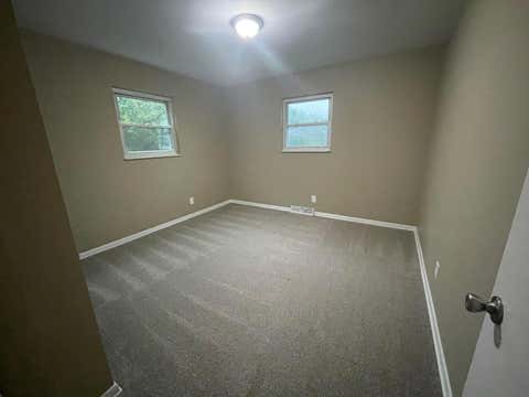Tiny photo for 129 Gale Court, Circleville, OH 43113 (MLS # 226030294)