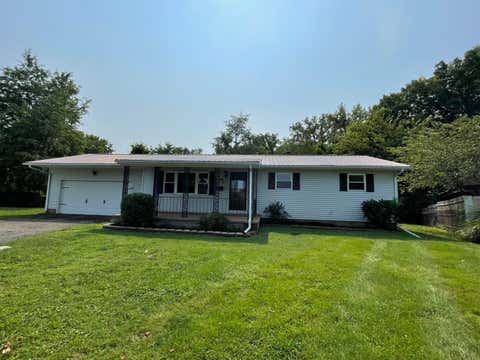 Tiny photo for 129 Gale Court, Circleville, OH 43113 (MLS # 226030294)