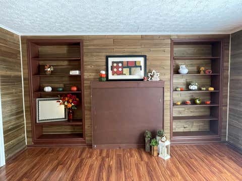 Tiny photo for 129 Gale Court, Circleville, OH 43113 (MLS # 226030294)