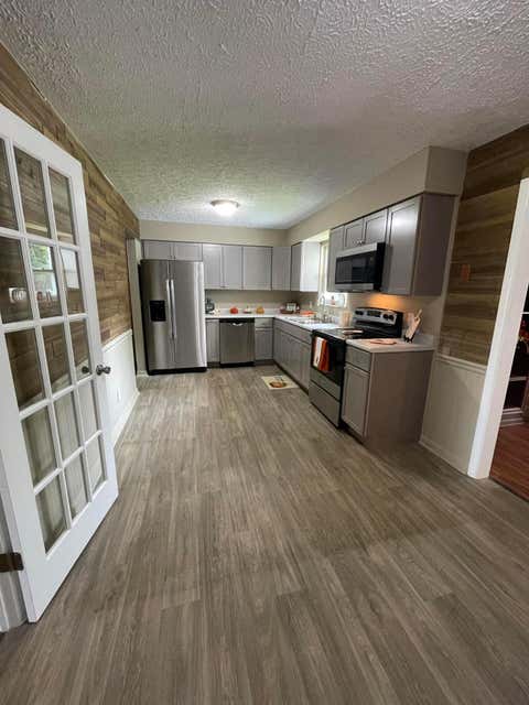 Tiny photo for 129 Gale Court, Circleville, OH 43113 (MLS # 226030294)