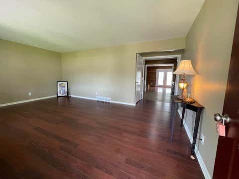 Tiny photo for 129 Gale Court, Circleville, OH 43113 (MLS # 226030294)