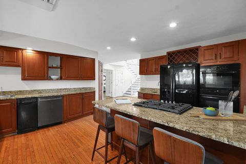 Tiny photo for 4025 Dublin Road, Columbus, OH 43221 (MLS # 225036817)
