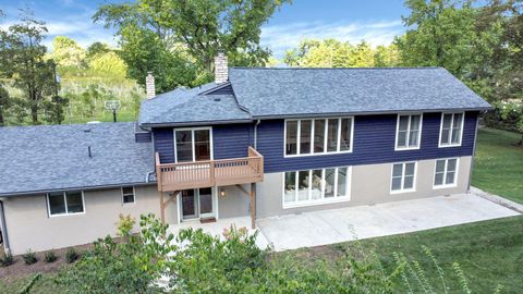 Tiny photo for 4025 Dublin Road, Columbus, OH 43221 (MLS # 225036817)