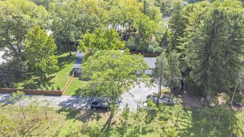 Tiny photo for 4025 Dublin Road, Columbus, OH 43221 (MLS # 225036817)