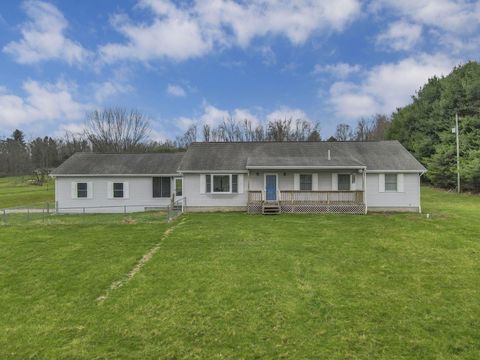 Photo of 4623 State Route 204, Glenford, OH 43739 (MLS # 226009031)