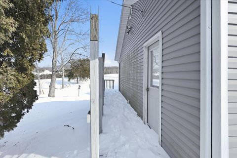 Tiny photo for 13731 Saw Mill Road, Hillsboro, OH 45133 (MLS # 226002726)