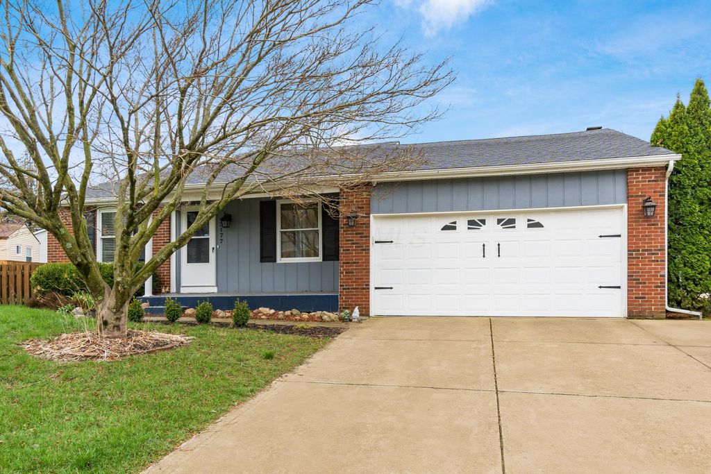 Photo of 3177 Rimmer Drive, Dublin, OH 43017 (MLS # 226009331)