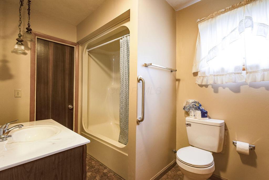 404 Cedar Street, Danville, Ohio image 17