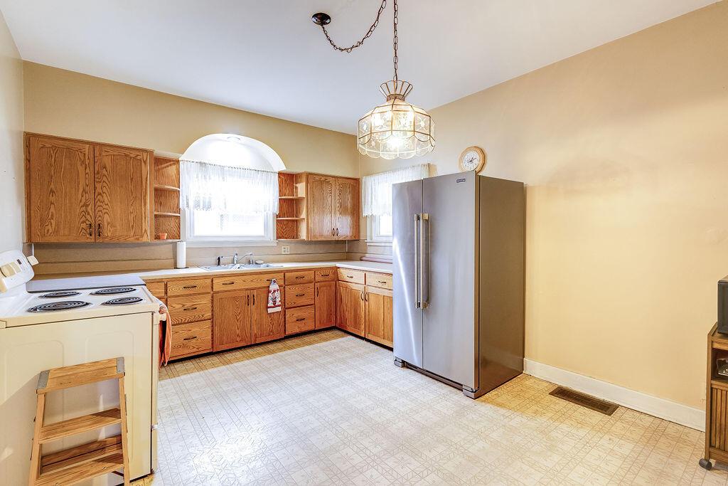 404 Cedar Street, Danville, Ohio image 6