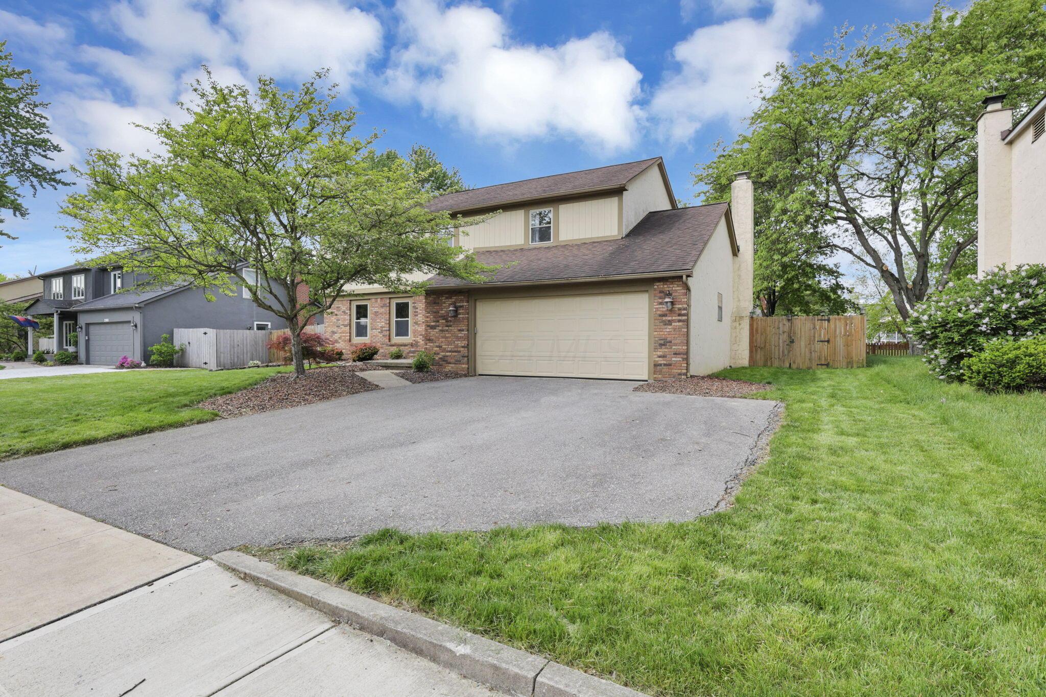2173 Olde Sawmill Boulevard, Dublin, Ohio image 2