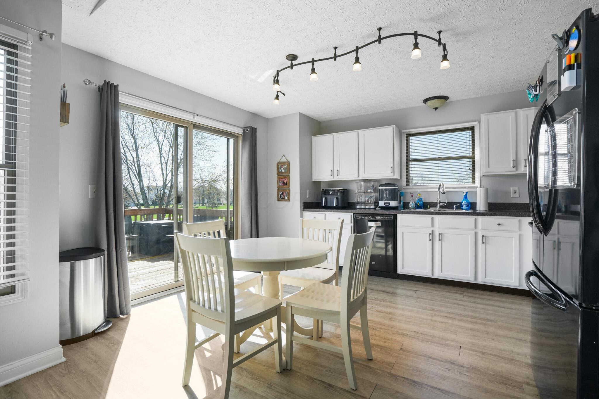 358 Western Dreamer Drive, Delaware, Ohio image 17