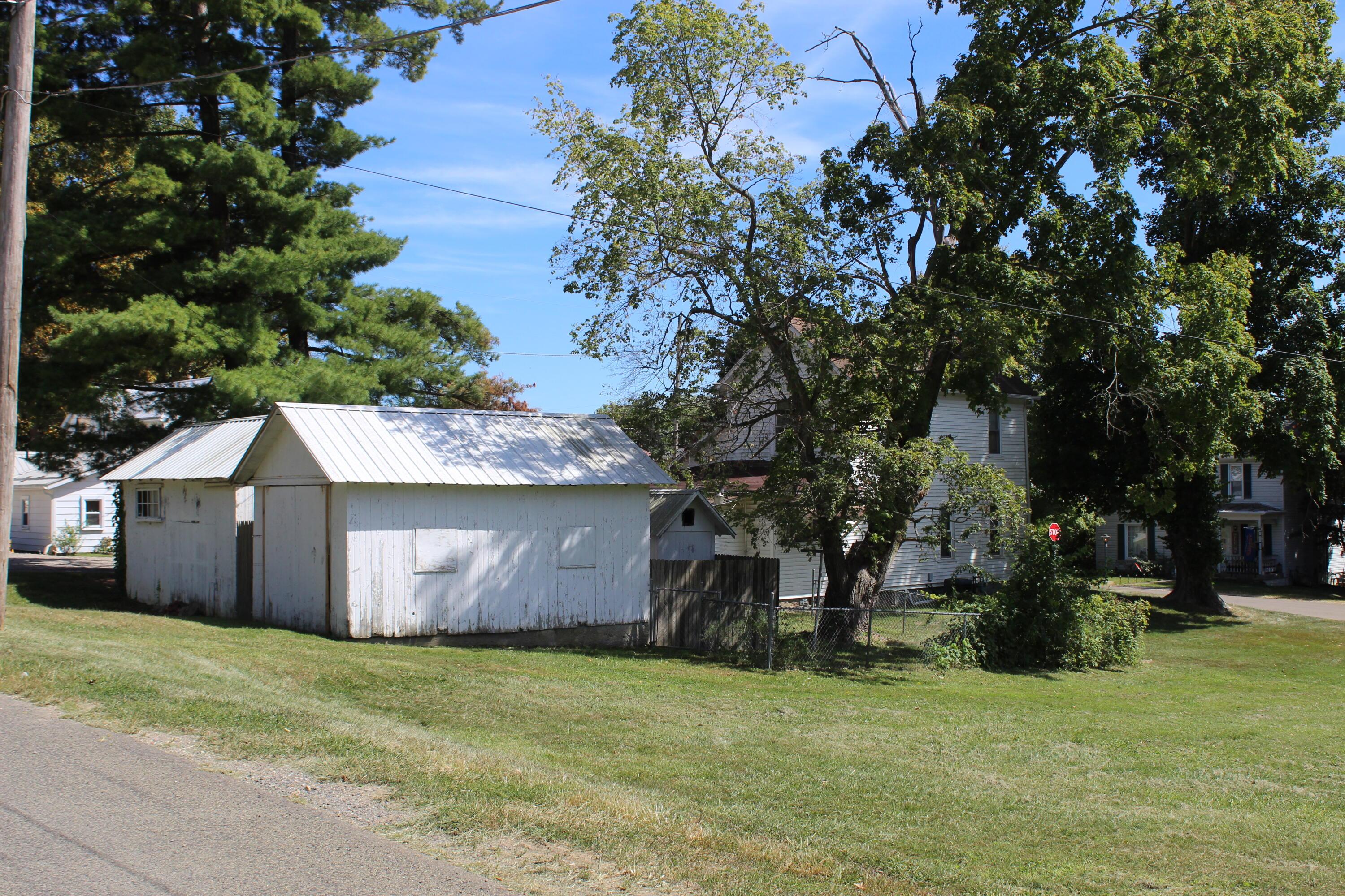451 Mill Street, Utica, Ohio image 3