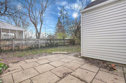 Tiny photo for 2877 Astor Avenue, Columbus, OH 43209 (MLS # 225044682)