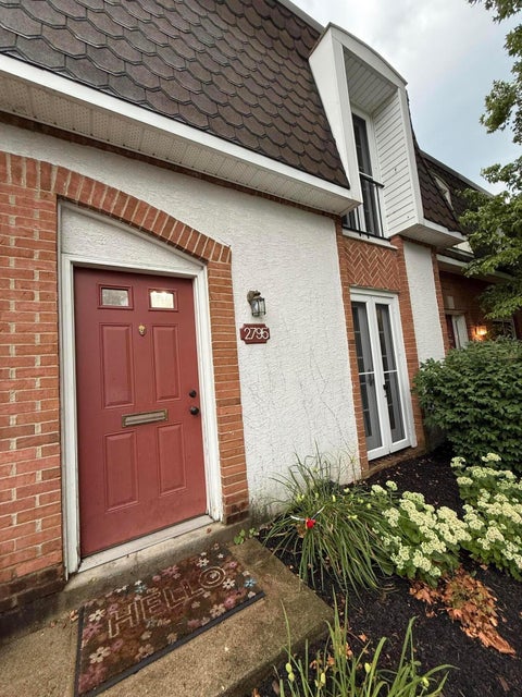 Photo of 2795 Chateau Circle 50 #50, Columbus, OH 43221 (MLS # 226025903)