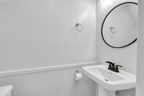 Tiny photo for 2795 Chateau Circle 50 #50, Columbus, OH 43221 (MLS # 226025903)