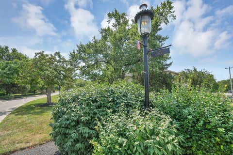 Tiny photo for 2795 Chateau Circle 50 #50, Columbus, OH 43221 (MLS # 226025903)