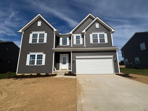 Photo of 9068 Crescent View Drive, Canal Winchester, OH 43110 (MLS # 225037246) Photo of 9068 Crescent View Drive, Canal Winchester, OH 43110 (MLS # 225037246)
