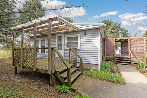 Photo of 3953 Marion-Bucyrus Road, Marion, OH 43302 (MLS # 226010321)