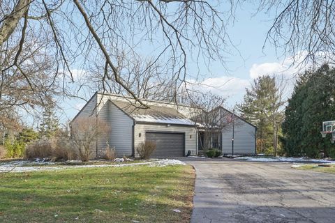 Photo of 9100 Muirkirk Drive, Dublin, OH 43017 (MLS # 226004236)