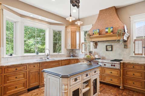 Tiny photo for 7076 Calabria Place, Dublin, OH 43016 (MLS # 226032107)