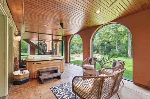 Tiny photo for 7076 Calabria Place, Dublin, OH 43016 (MLS # 226032107)
