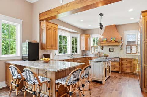 Tiny photo for 7076 Calabria Place, Dublin, OH 43016 (MLS # 226032107)