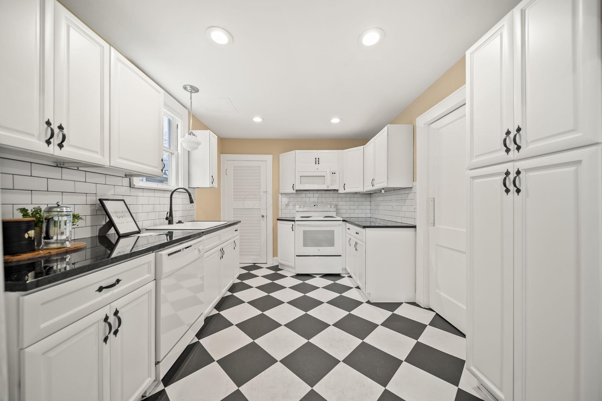 623 S Terrace Avenue, Columbus, Ohio image 19