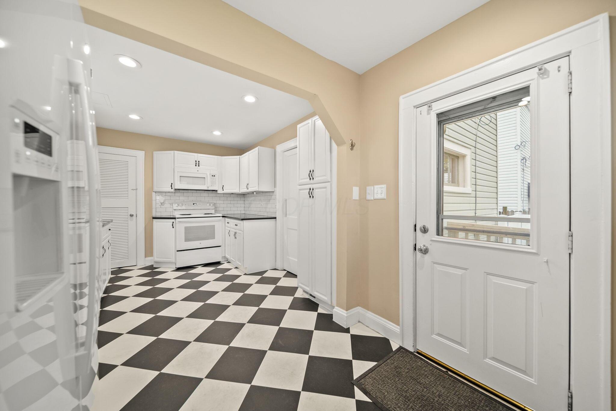 623 S Terrace Avenue, Columbus, Ohio image 18