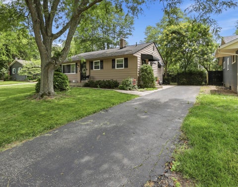Tiny photo for 361 E Stafford Avenue, Columbus, OH 43085 (MLS # 226021320)