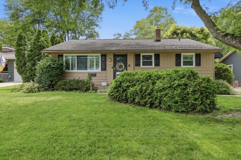 Photo of 361 E Stafford Avenue, Columbus, OH 43085 (MLS # 226021320)