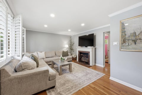 Tiny photo for 361 E Stafford Avenue, Columbus, OH 43085 (MLS # 226021320)