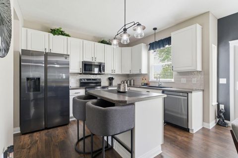 Tiny photo for 116 Cameron Drive, Pataskala, OH 43062 (MLS # 226014264)