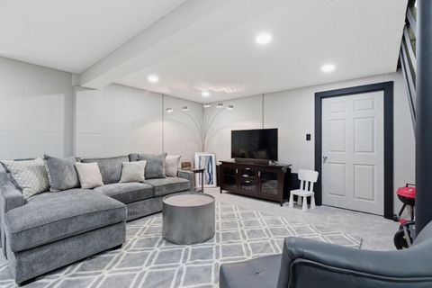 Tiny photo for 116 Cameron Drive, Pataskala, OH 43062 (MLS # 226014264)