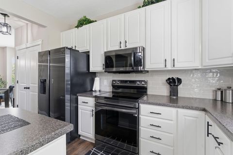 Tiny photo for 116 Cameron Drive, Pataskala, OH 43062 (MLS # 226014264)