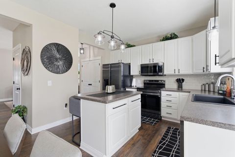 Tiny photo for 116 Cameron Drive, Pataskala, OH 43062 (MLS # 226014264)