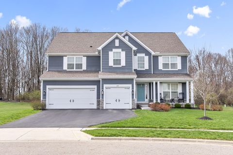 Photo of 495 Parker Run, Galena, OH 43021 (MLS # 226010371)