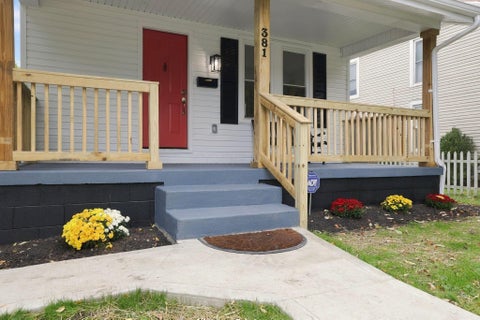 Tiny photo for 381 E Gates Street, Columbus, OH 43206 (MLS # 226039520)