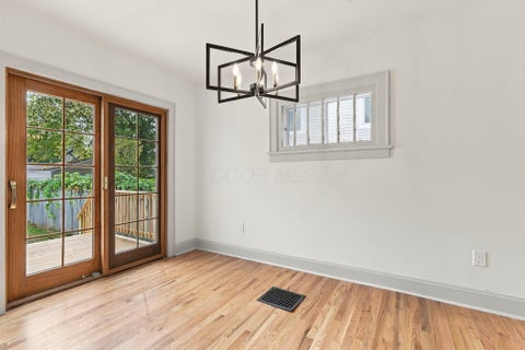 Tiny photo for 381 E Gates Street, Columbus, OH 43206 (MLS # 226039520)