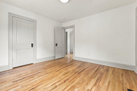 Tiny photo for 381 E Gates Street, Columbus, OH 43206 (MLS # 226039520)
