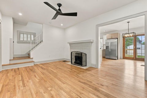 Tiny photo for 381 E Gates Street, Columbus, OH 43206 (MLS # 226039520)