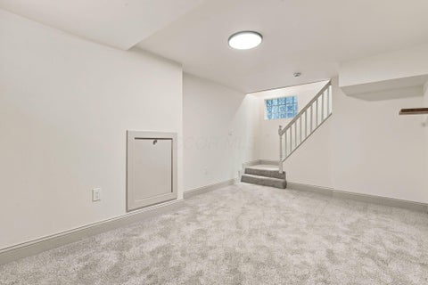 Tiny photo for 381 E Gates Street, Columbus, OH 43206 (MLS # 226039520)