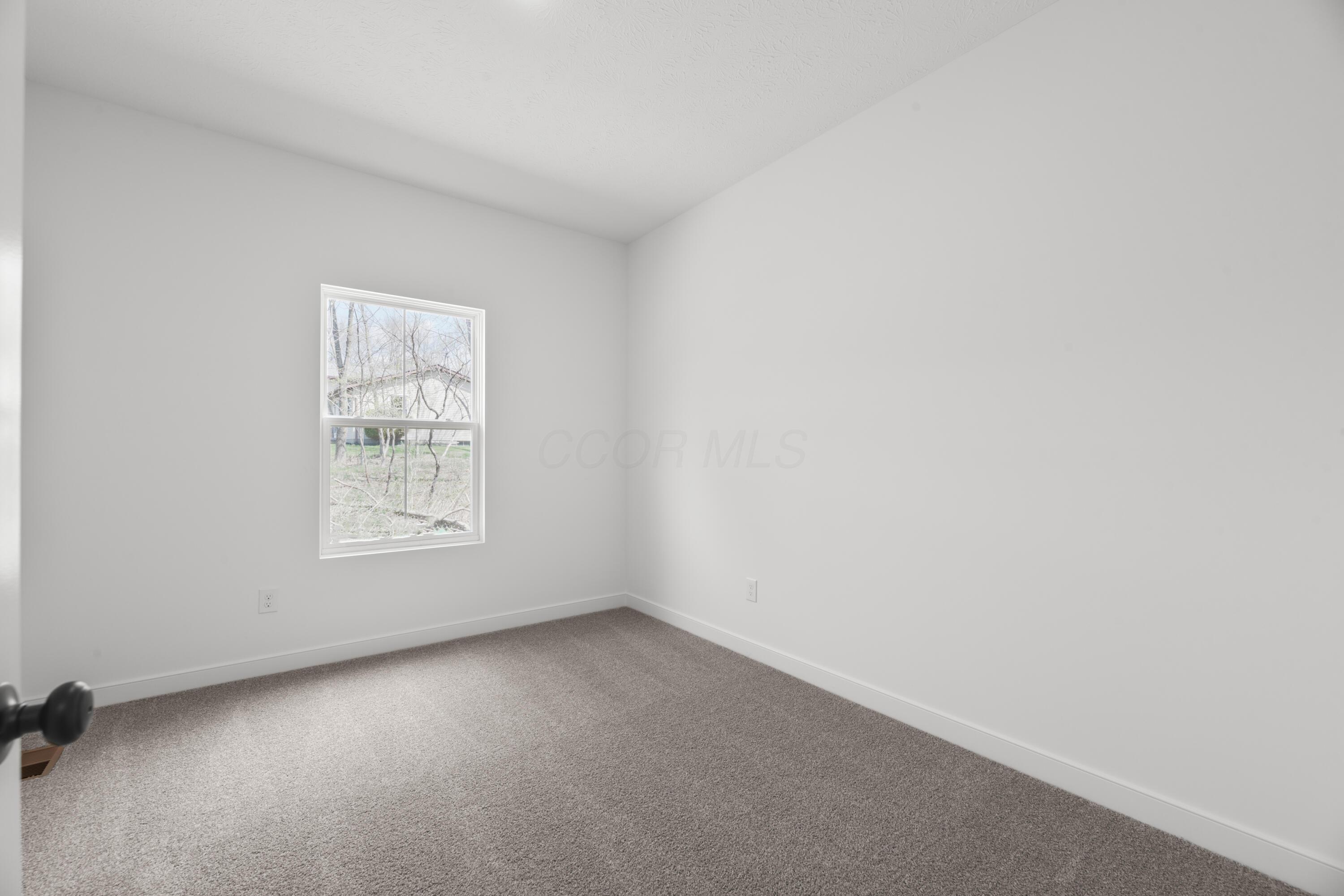 3190 Apple Valley Drive, Howard, Ohio image 33