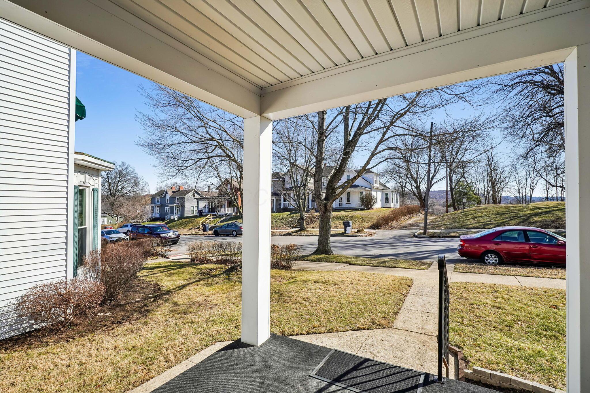 323 E Walnut Street, Lancaster, Ohio image 4
