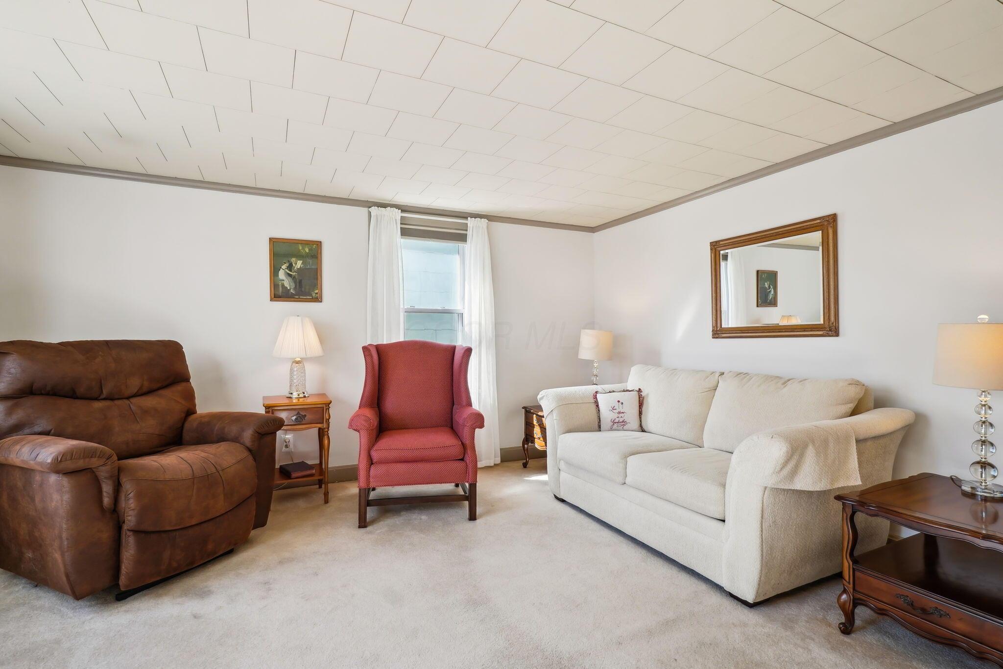 323 E Walnut Street, Lancaster, Ohio image 7