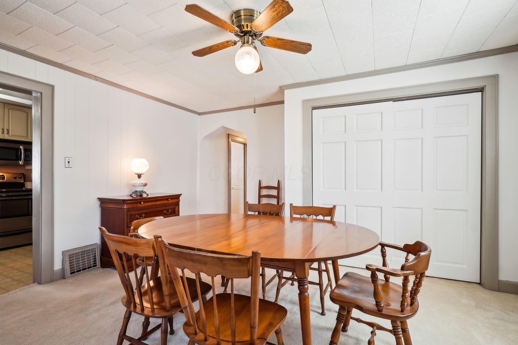 323 E Walnut Street, Lancaster, Ohio image 13
