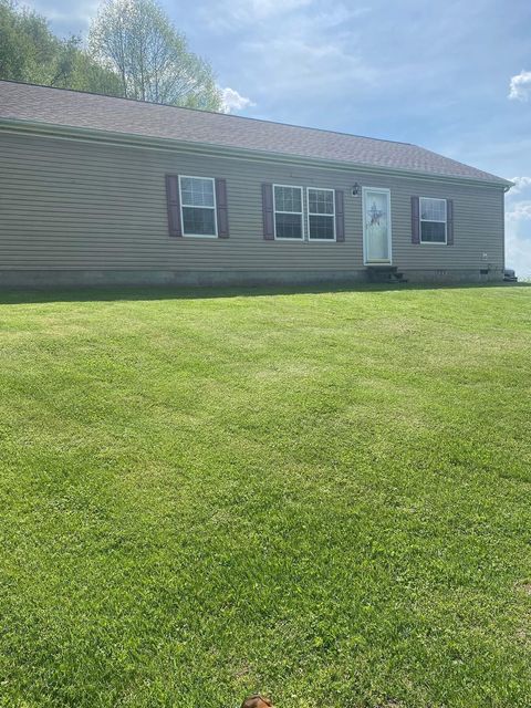 Photo of 11271 Hamby Hill Road, Frazeysburg, OH 43822 (MLS # 226015253)
